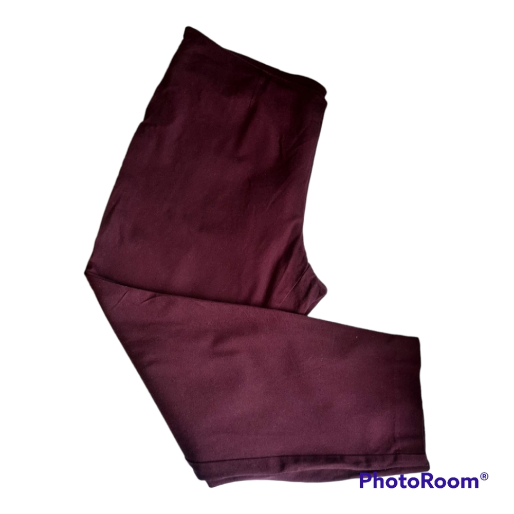A New Day Size 18 Burgundy Capris
